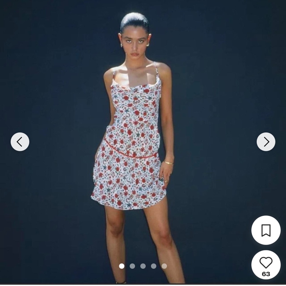 Réalisation Par | The Montague - White Batik Floral